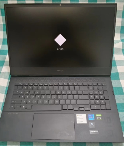 Huipu Anying Gaming 11 Laptop, with Intel Core I9-14900HX, 32GB RAM and 1TB Storage,Second-hand Laptop