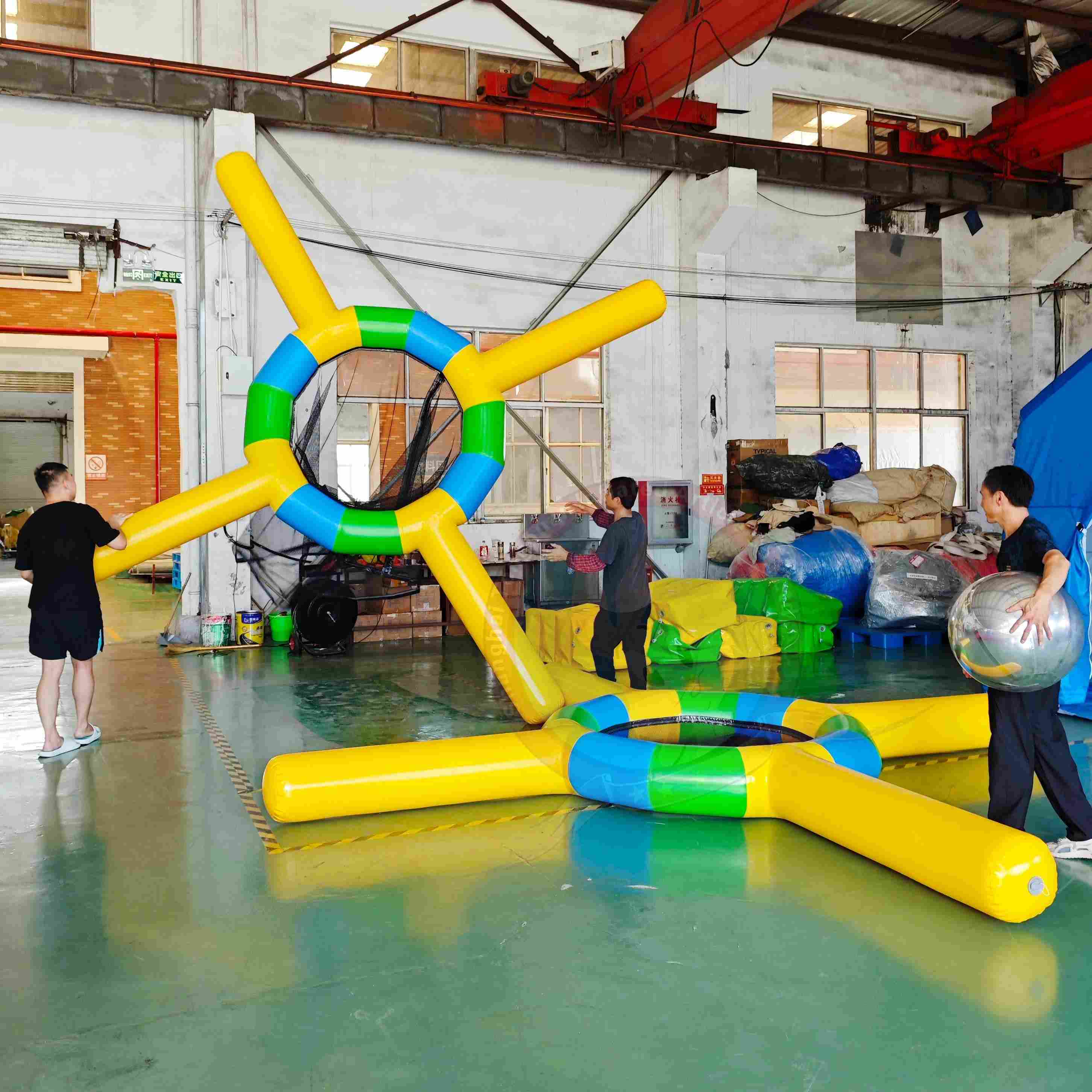 Giant Inflatable Sports Games Net Pocket Outdoor Team Challenge Commercial Inflatable Fun Activities Competition Playground