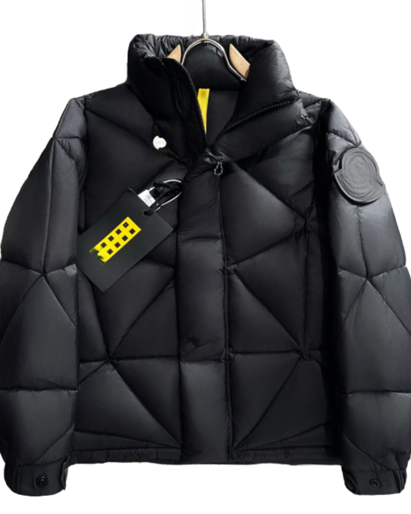 Men's Black Stand Collar Geometric Quilted Down Jacket with Decorative Badge & Brand Tag, Fashion Warm Winter Outerwear