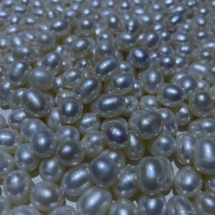 8-9mm White Potato Freshwater Loose Pearl