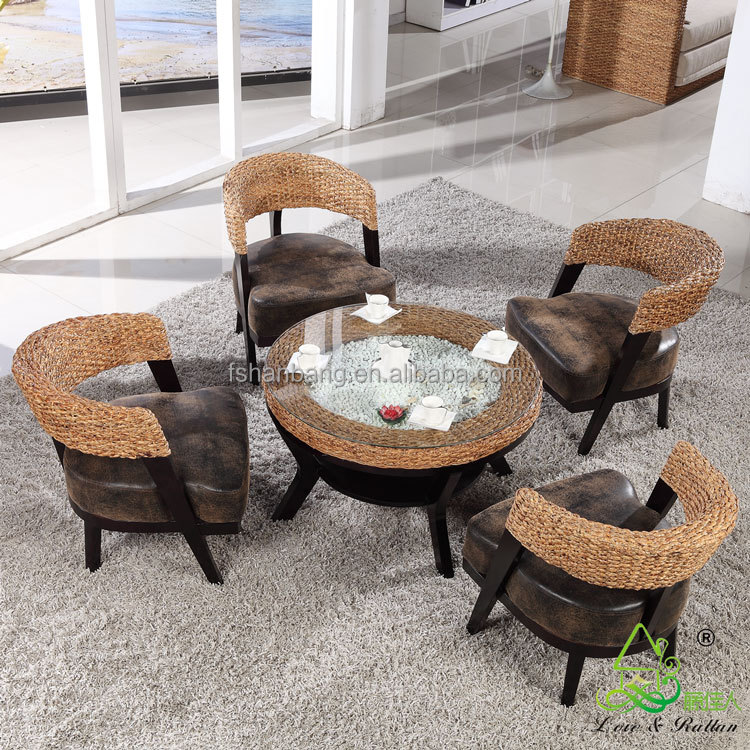 Modern Restaurant Furniture-Hotel Wicker Table and Chair for Dining in Restaurants or Apartments